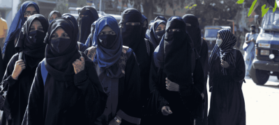 Karachi Board Clarifies Policy On Wearing Burqas During Exams