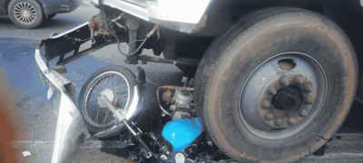 Tragic Accident in Karachi: Trailer Crushes Two Sisters To Death