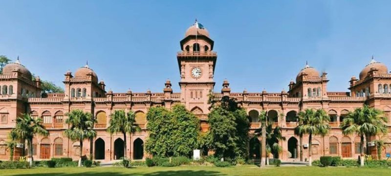 Punjab Colleges, Universities Shift to Four-Day Week