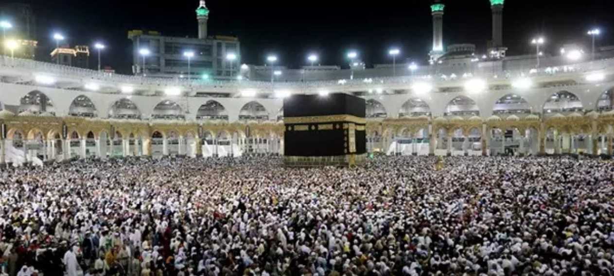Saudi Arabia Bans Unauthorized Entry to Makkah for Hajj