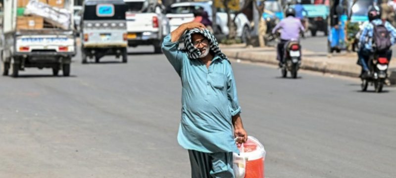 Hot Weather Grips Sindh as Temperatures Soar Across Multiple Cities