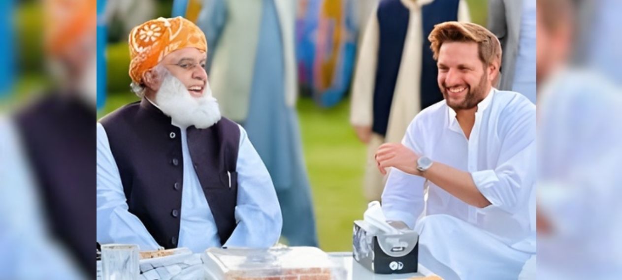 Maulana Fazlur Rehman Visits Shahid Afridi in Karachi, Shares Warm Meeting