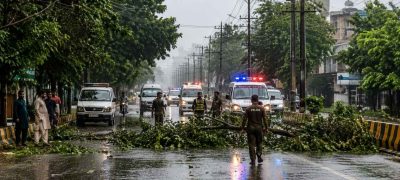 Heavy Rain in Lahore Leaves Two Injured and Causes Widespread Power Outages