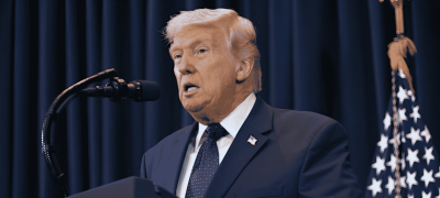 Trump Says China Offered Help On Strait of Hormuz, Urges Iran–US Talks