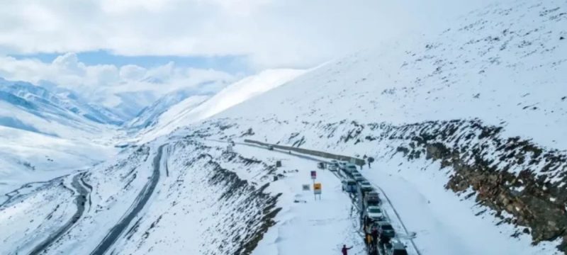 Unseasonal Snowfall Transforms Babusar Top into Stunning Winter Wonderland