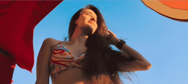 Simrat Kaur’s Viral Beach Photos Create Buzz on Social Media