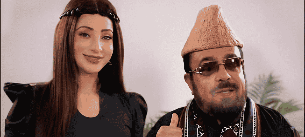Mufti Abdul Qavi Calls Influencer Fariha Farrukh His Granddaughter in Viral Video