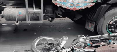 Motorcyclist Injured After Water Tanker Hits Bike on Karachi Bridge