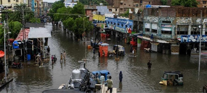 Karachi Begins Citywide Drain Cleaning Campaign Ahead of Monsoon Season