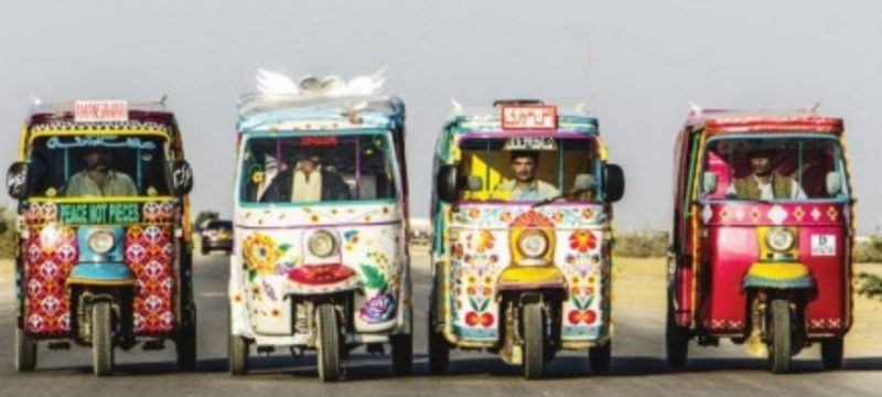 Lahore Traffic Police Launches New Facility for Rickshaw Drivers