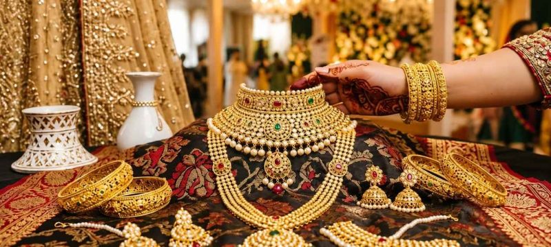 Latest Gold Price Today in Pakistan for 18K, 21K and 24K Gold
