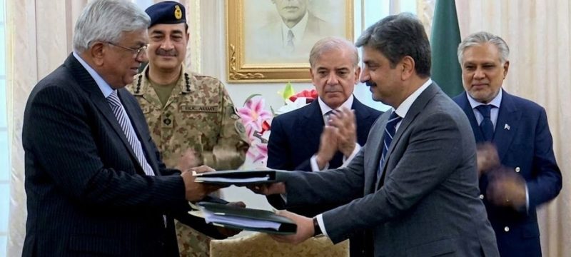 PIA Officially Comes Under New Management After Privatization