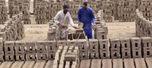Pakistan Raises Minimum Wage to Rs40,700 in Budget 2026-27