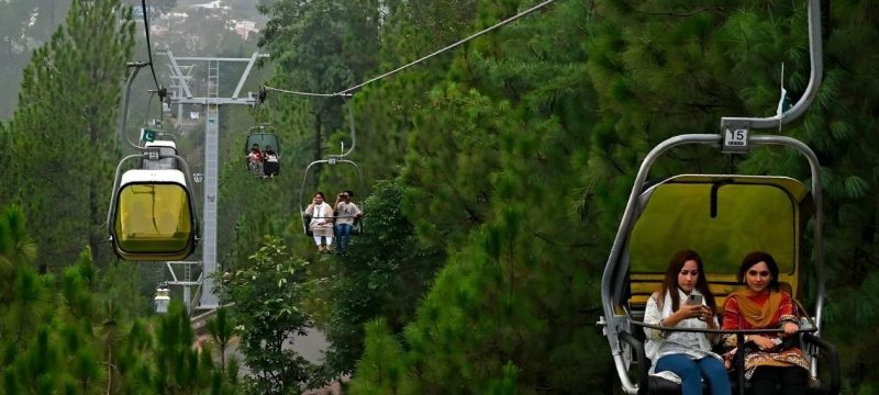 Three Passengers Rescued After Chairlift Malfunction in Abbottabad