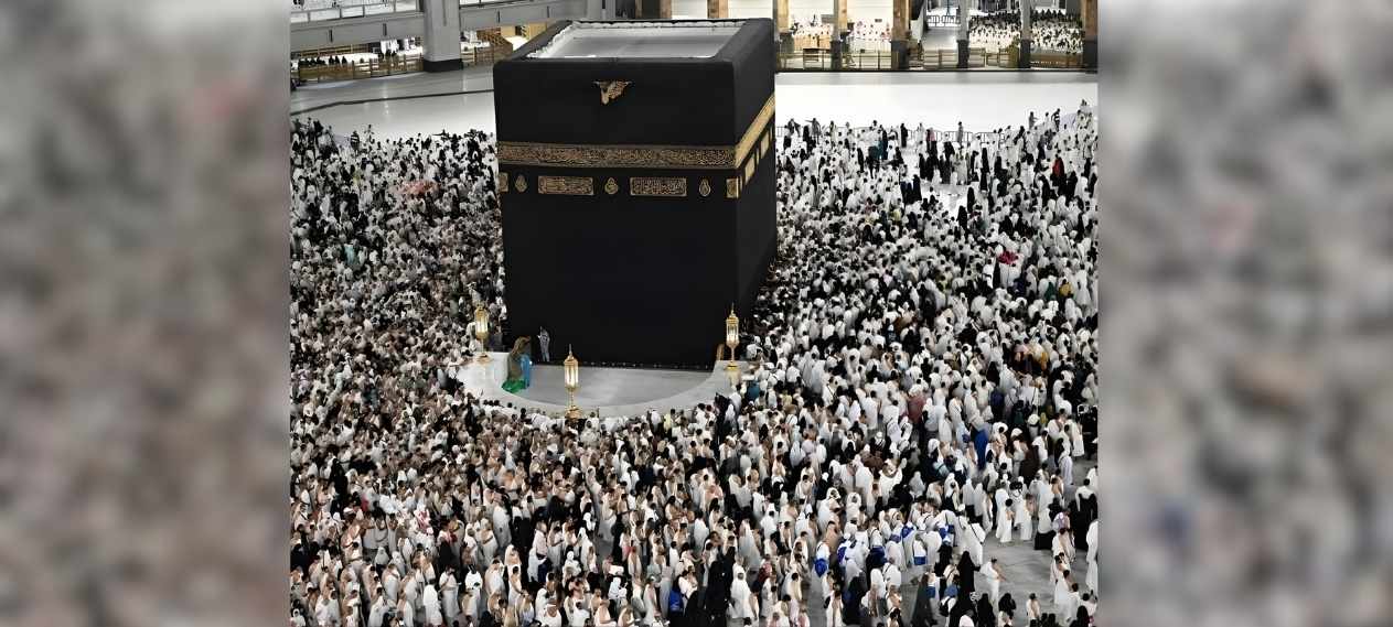 Saudi Arabia Opens Umrah Visa Issuance for New Season 1448 AH