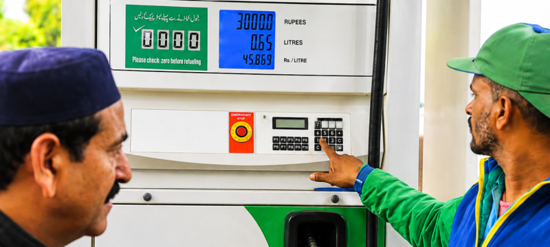 Petrol and Diesel Prices in Pakistan May Increase by Up to Rs40 Per Litre Amid Global Oil Crisis