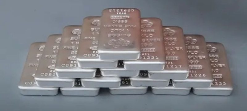 Silver Prices Continue to Fall in Pakistan - Check Current Rate