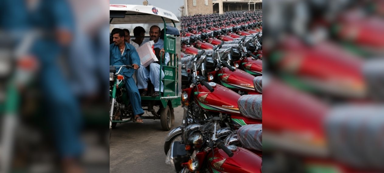 Rickshaw Sale Reaches New High as Pakistan’s Two-Wheeler Market Sets FY26 Record