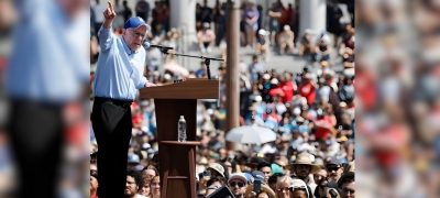 US Politician Bernie Sanders Criticizes Trump’s Close Ties With Gulf Leaders