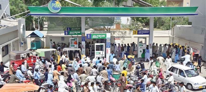 Petrol Shortage Risk Grows as Oil Industry Urges Urgent Action