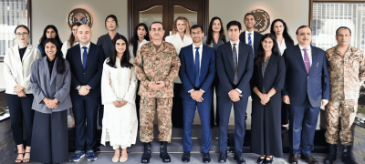 Field Marshal Asim Munir Discusses Regional Security With Harvard Students
