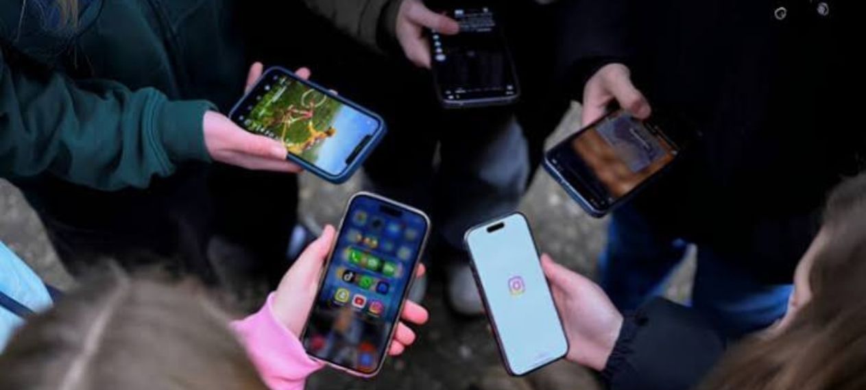 IHC Petition Seeks Social Media Regulation for Under-16 Children