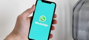WhatsApp Tests New Chat Themes and More Features