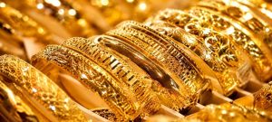 Gold Price in Pakistan Drops to Rs. 4.57 Lakh Per Tola