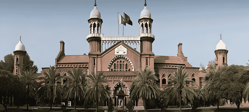 LHC Fines Woman Rs100,000 Over Contempt Petition Against CM Maryam