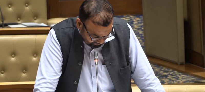 Sindh MPA’s English Speech Goes Viral After Assembly Erupts in Laughter
