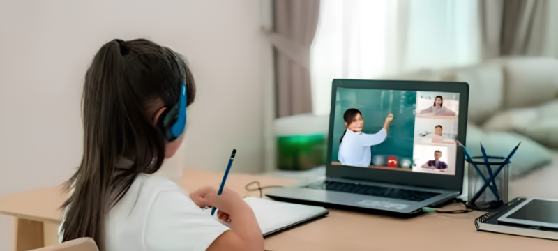 Riyadh Schools Shift to Remote Learning For One Week