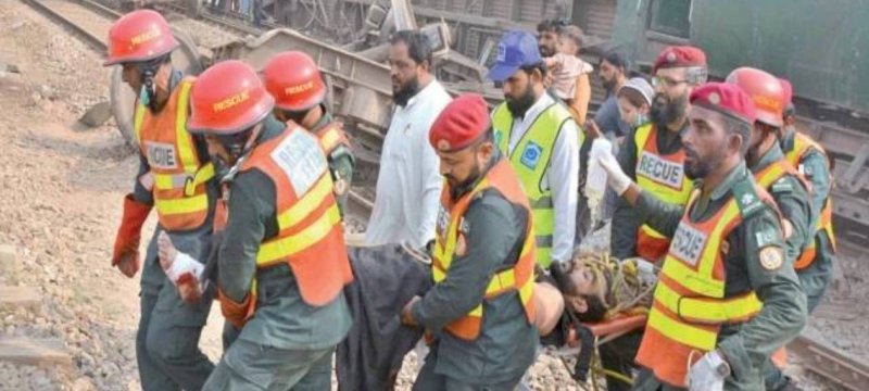 Death Toll in Multan’s Rehman Baba Express Derailment Rises to Seven