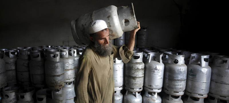 LPG Cylinder Prices May Cross Rs10,000 Amid Winter Gas Crisis