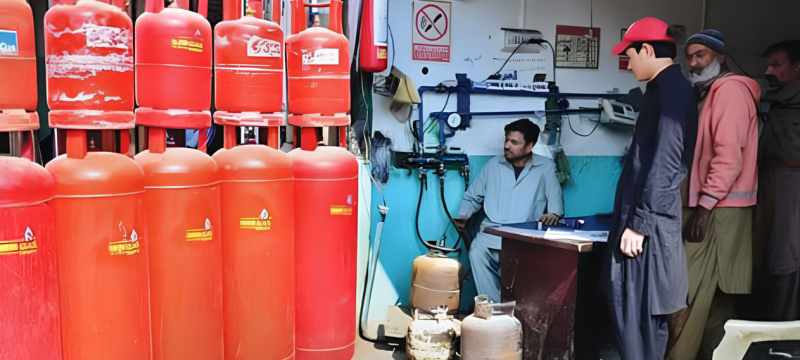 LPG Prices Surge To Rs500 Per Kg in Punjab And KP