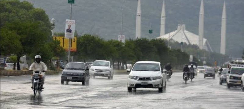 Rain Intensifies Cold in Punjab as More Showers Expected in Islamabad